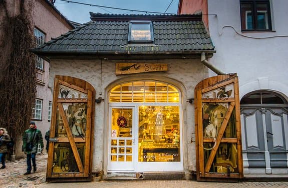 In Latvia, cash is used for 62% of point-of-sale payments in terms of value (ECB, 2017)