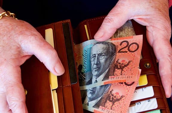 2-day Telstra blackout and Australians advised to use cash