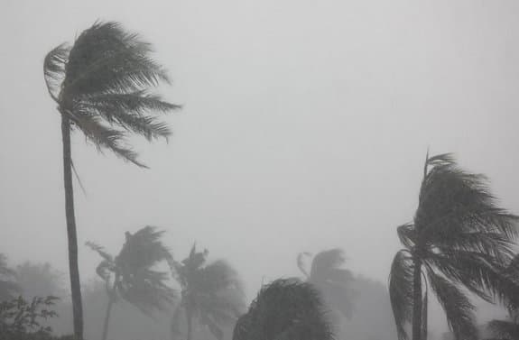 Post-hurricane Puerto Rico turns to irreplaceable cash