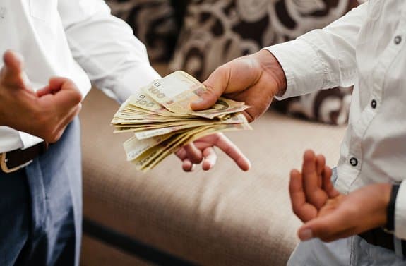 'The War on Cash' a review of 'The Curse of Cash'