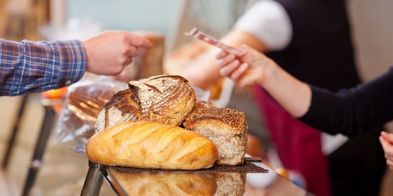 Bakery-hands-cash-HEADER-shutterstock_140604.max-800x600