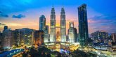 Malaysia-Kuala-Lumpur-Twin-Towers-HEADER-shu.max-165x165