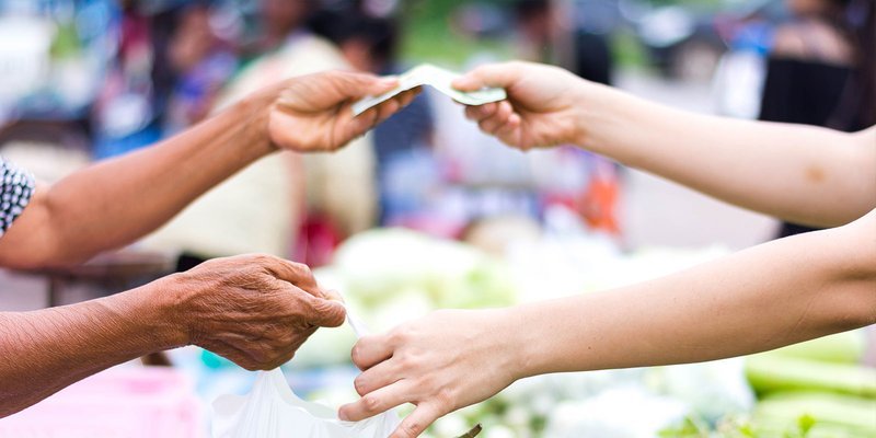 Market-veg-bag-hands-HEADER-shutterstock-653.max-800x600