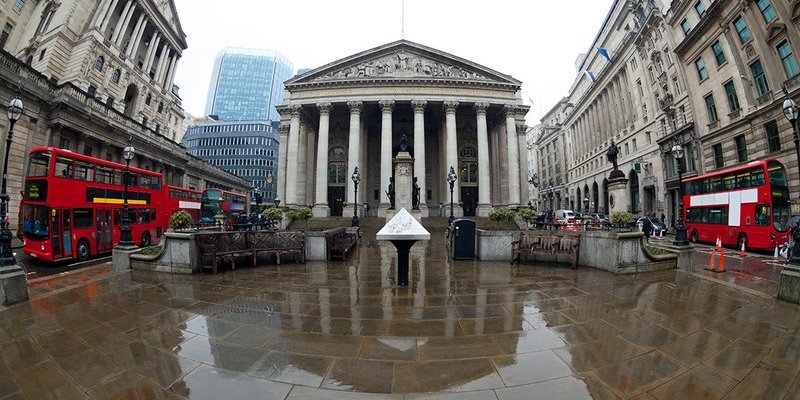 bank-england-london-uk.max-800x600