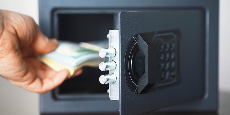 banknotes-safe.max-800x600