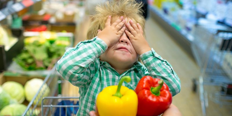 boy-supermarket-peppers-HEADER-shutterstock_110.original