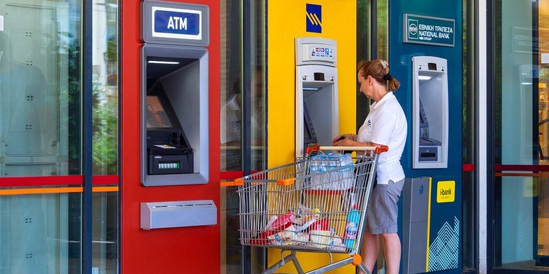 greece-atms-1140x750.max-800x600
