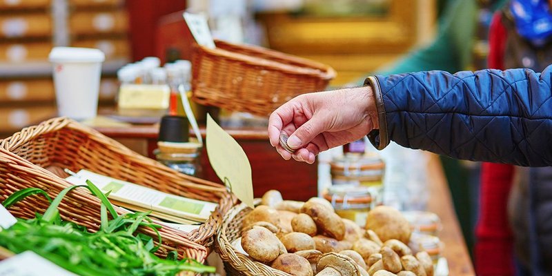 Hand bakery coins wide