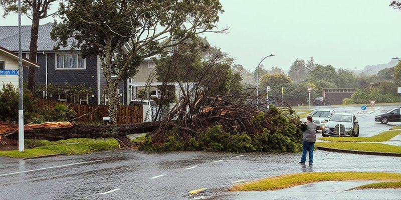 new-zealand-cyclone-1140x750